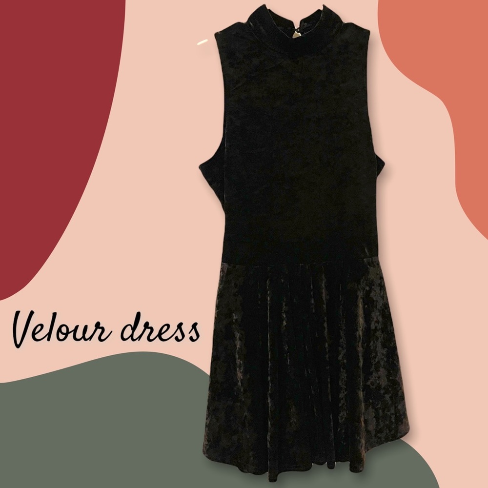 Amazing black velvet dress🖤 with shorts